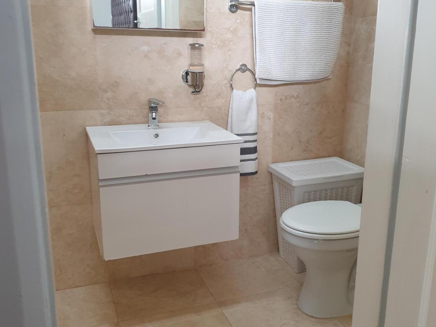 Leeuwenzee Guesthouse Cape Town Room photo